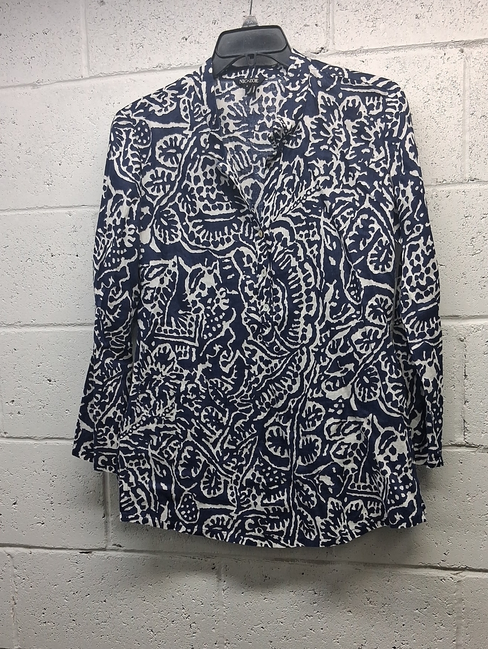 Womens Nic+Zoe Navy and White Printed Blouse